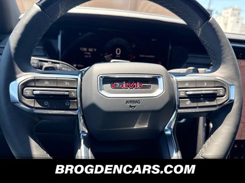 New 2026 GMC Acadia Elevation w/ Super Cruise Package FWD image 4