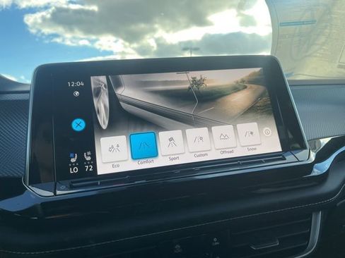 New 2026 Volkswagen Atlas Cross Sport SEL Premium R-Line image 21