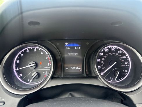 Used 2024 Toyota Camry SE FWD image 13