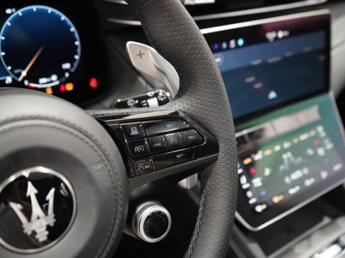 New 2025 Maserati Grecale Modena AWD/4WD image 21