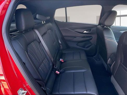 New 2026 Buick Envista Avenir FWD image 9