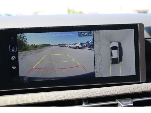 Used 2025 Hyundai Santa Cruz Limited image 36