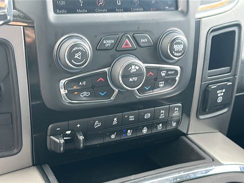 Used 2018 RAM 2500 Laramie w/ Sport Appearance Group image 34