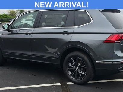 Used 2024 Volkswagen Tiguan SE