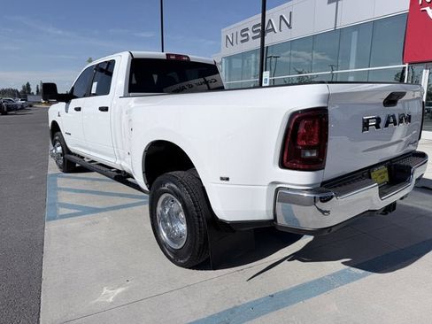 Used 2023 RAM 3500 Big Horn w/ Level 1 Equipment Group AWD/4WD image 6