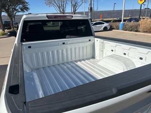 Used 2023 Chevrolet Silverado 1500 LT image 6