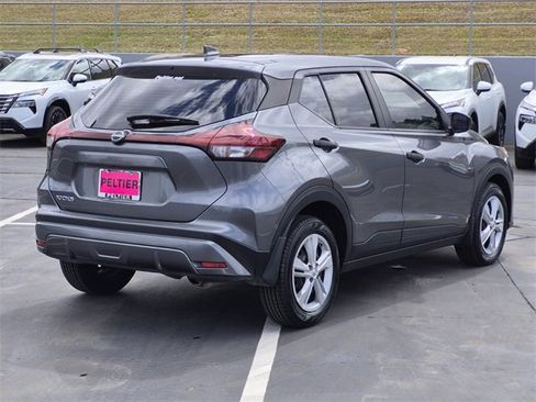 Used 2024 Nissan Kicks S image 6