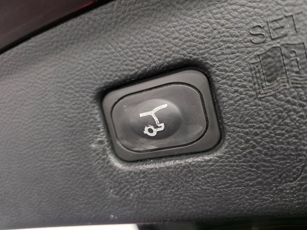 Used 2023 Ford Edge SEL w/ Convenience Package AWD/4WD image 18