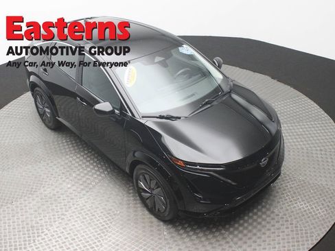 Used 2023 Nissan Ariya FWD image 3
