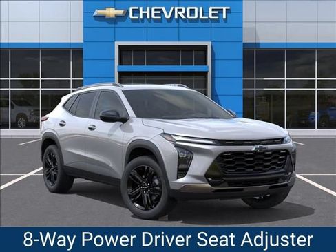 New 2026 Chevrolet Trax ACTIV w/ Sunroof Package FWD image 8