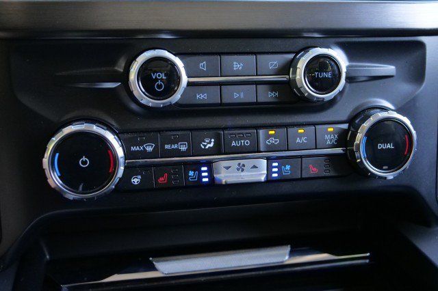 Used 2024 Ford F350 Lariat w/ Lariat Ultimate Package AWD/4WD image 27