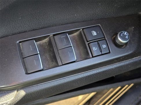 Used 2023 Toyota Camry XSE image 9