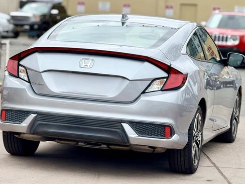 Used 2016 Honda Civic EX-L image 10