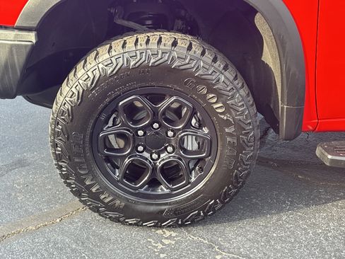 Certified 2024 Chevrolet Silverado 1500 ZR2 w/ ZR2 Bison Edition image 14