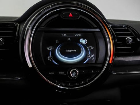 Used 2017 MINI Cooper Clubman ALL4 image 19