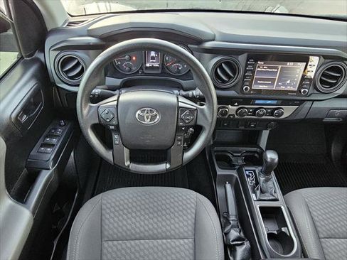 Used 2021 Toyota Tacoma SR image 5