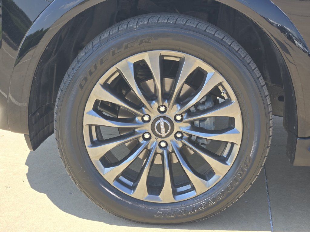 Used 2021 Nissan Armada Platinum w/ Captain's Chairs Package RWD image 13