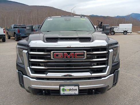 New 2026 GMC Sierra 3500 SLE w/ SLE Value Package image 2
