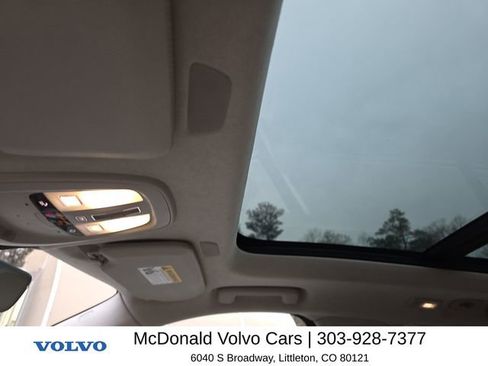 Used 2023 Volvo XC90 T8 Ultimate w/ Lounge Package image 7