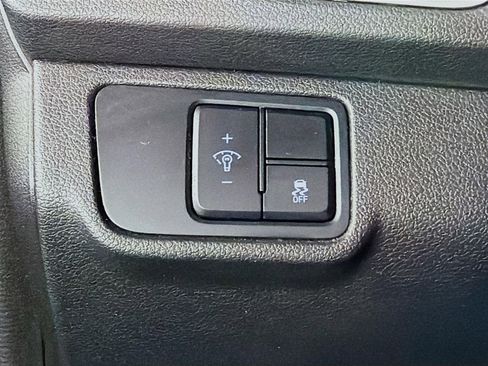 Certified 2022 Hyundai Accent SE image 10