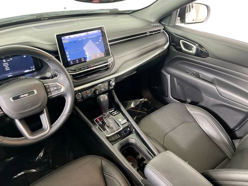 Used 2022 Jeep Compass High Altitude AWD/4WD image 23