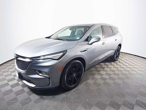 Used 2024 Buick Enclave Essence w/ Experience Buick Package AWD/4WD image 1