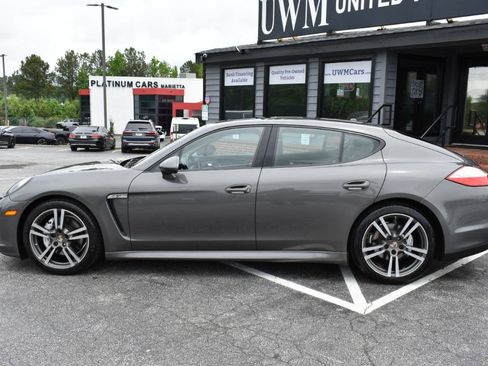 Used 2013 Porsche Panamera 4S image 9