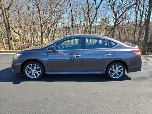 Used 2014 Nissan Sentra SR w/ SR Driver Package image 5