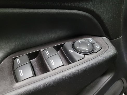 Used 2018 Chevrolet Equinox LT AWD/4WD image 27