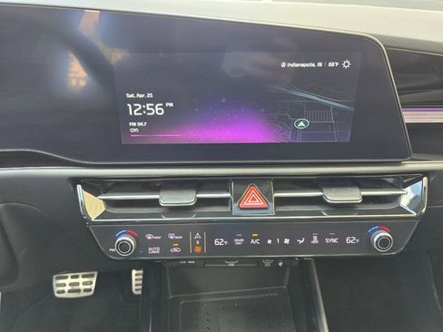Used 2023 Kia Niro Wave w/ Wave Preserve Package FWD image 37