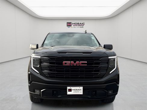 Used 2025 GMC Sierra 1500 Elevation image 2