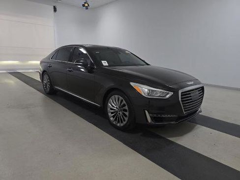 Used 2019 Genesis G90 3.3T Premium image 3