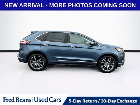 Used 2019 Ford Edge Titanium w/ Equipment Group 301A image 8