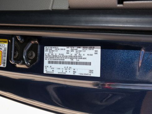 Used 2016 Ford F150 XLT AWD/4WD image 31