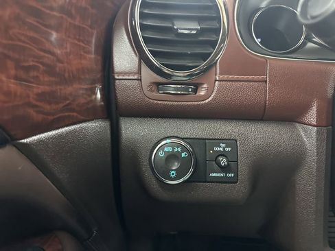 Used 2014 Buick Enclave Leather image 36