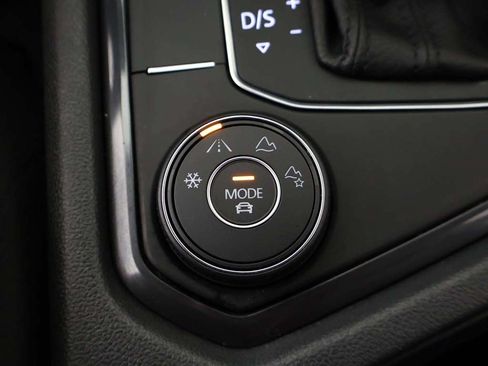 Used 2021 Volkswagen Tiguan S AWD/4WD image 45