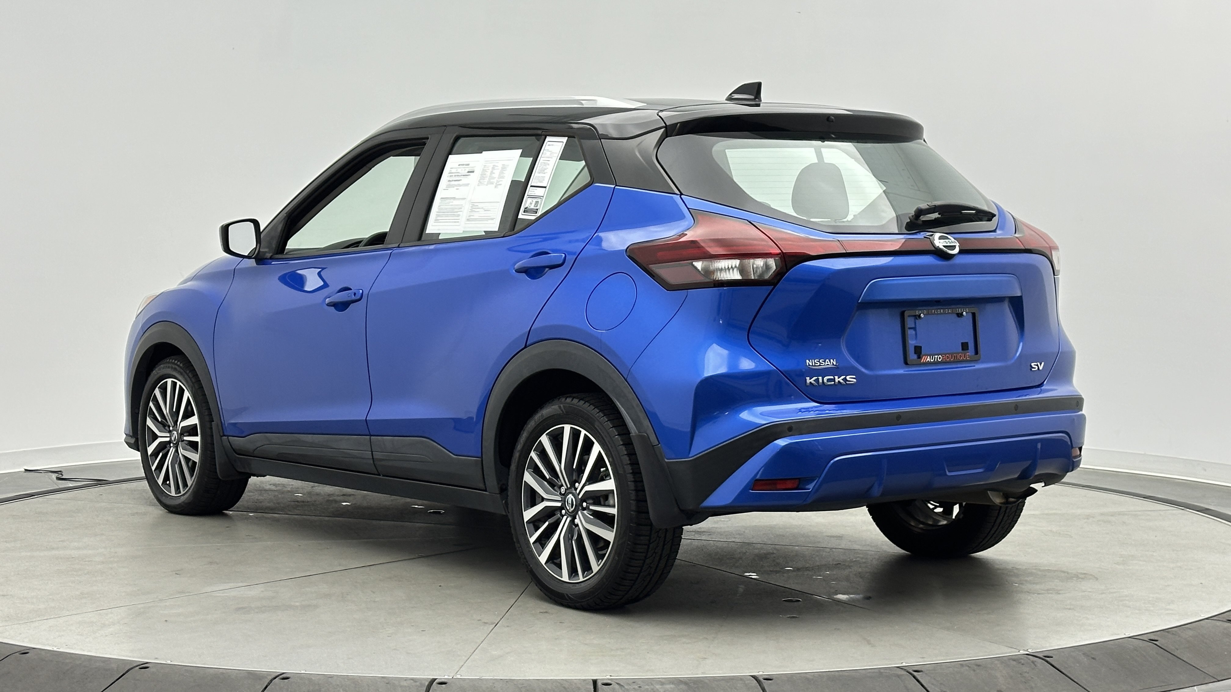 Used 2021 Nissan Kicks SV FWD image 5