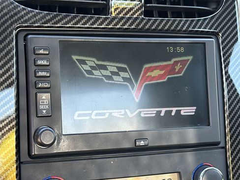 Used 2006 Chevrolet Corvette Convertible w/ Preferred Equipment Group RWD image 22
