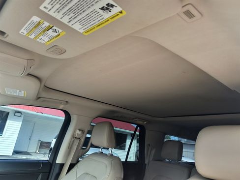 Used 2022 Ford Expedition Max Limited AWD/4WD image 16