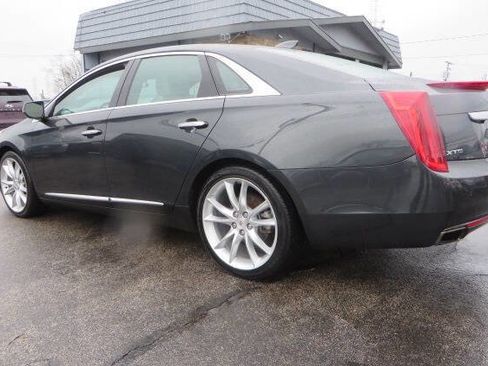 Used 2015 Cadillac XTS Premium image 3