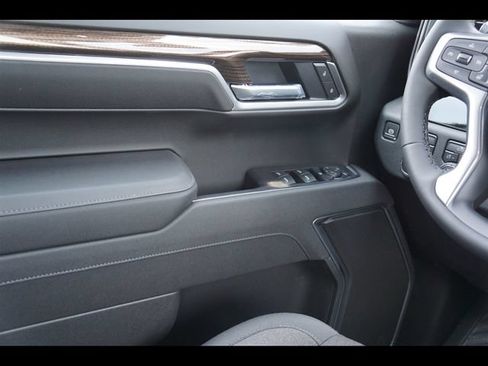 New 2026 Chevrolet Silverado 1500 LT w/ LPO, Liner Protection Package AWD/4WD image 18