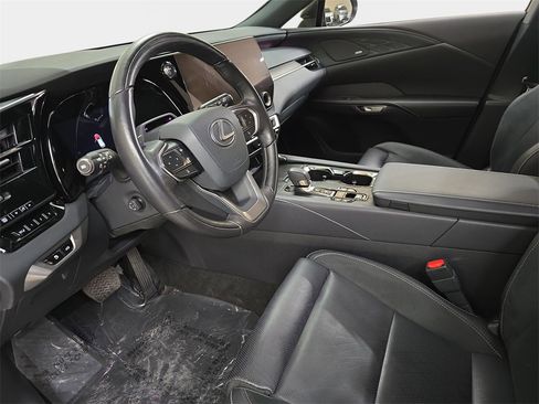Certified 2024 Lexus RX 450h 450h+ Luxury image 16