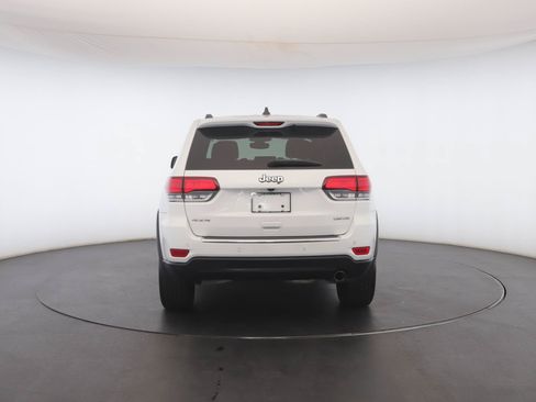 Used 2020 Jeep Grand Cherokee Limited AWD/4WD image 22