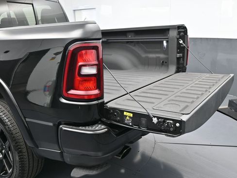 Used 2025 RAM 1500 Laramie w/ Night Edition image 42
