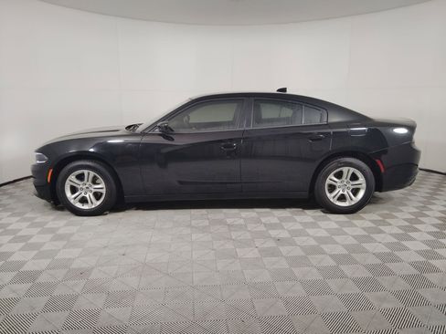 Used 2023 Dodge Charger SXT image 2