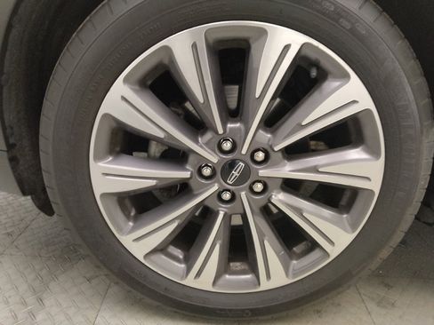 Used 2020 Lincoln Corsair Reserve w/ Equipment Group 201A AWD/4WD image 31