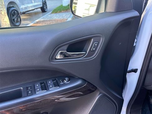 Certified 2022 GMC Canyon Elevation w/ Trailering Package image 17