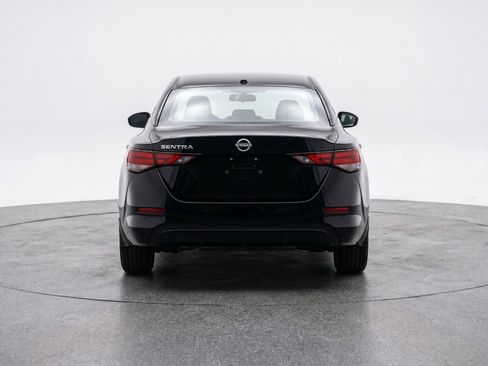 Used 2025 Nissan Sentra S FWD image 7