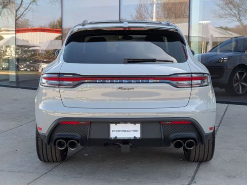New 2026 Porsche Macan image 10