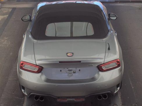 Used 2017 FIAT 124 Spider Abarth RWD image 5